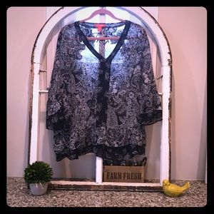 NWOT Summer Sheer top Navy and White XL